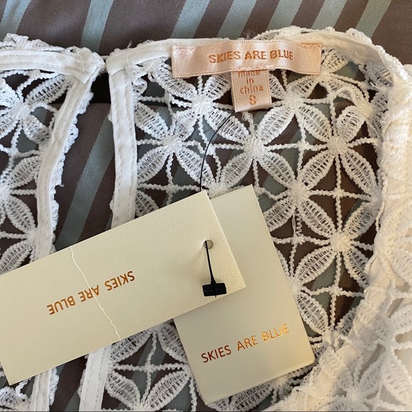 Skies are blue white lace dress NWT small - Picture 7 of 9